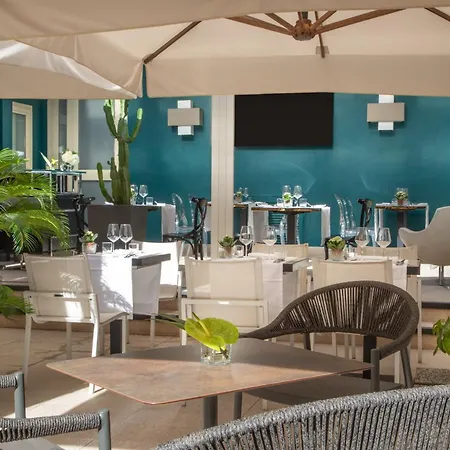 Hotel The Guardian 4*