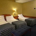 The Guardian 4*