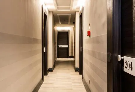 Hotel The Guardian 4*