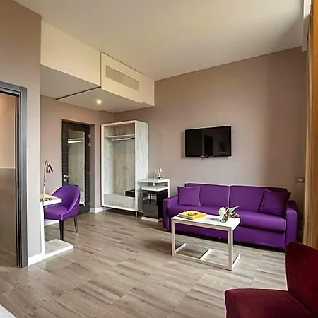 The Guardian Hotel 4*