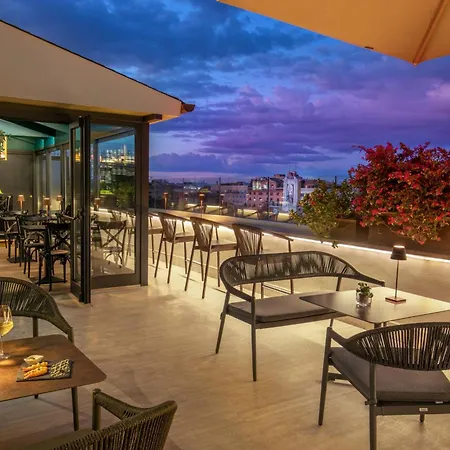 The Guardian Hotel 4*