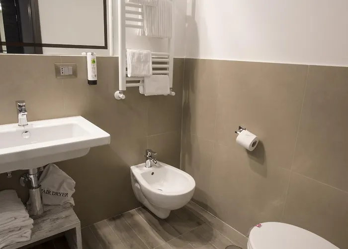 Hotel The Guardian 4*